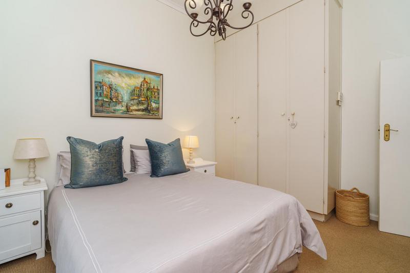 3 Bedroom Property for Sale in Harfield Village Western Cape